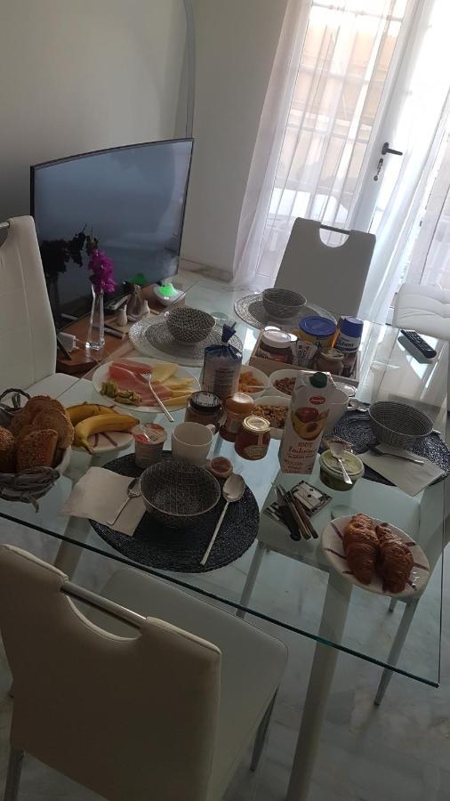 La Casita Del Corazon Bed & Breakfast Castillo del Romeral Dış mekan fotoğraf
